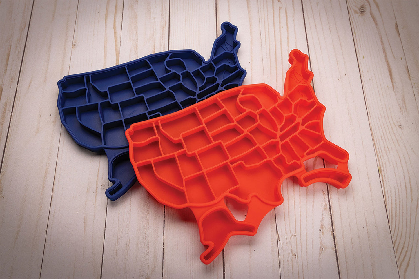 2 Pack USA Map Silicone Ice Cube Tray - Makes 40 State Shaped Ice Cubes - Patriotic Silicone Ice Cube Trays Silicone Ice Cube Molds - Parties Events USA Ice Mold Kids Children Educational, RED & BLUE