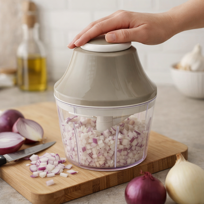 700ml Manual Press Vegetable Chopper with Container Onion Nut Food Cutter