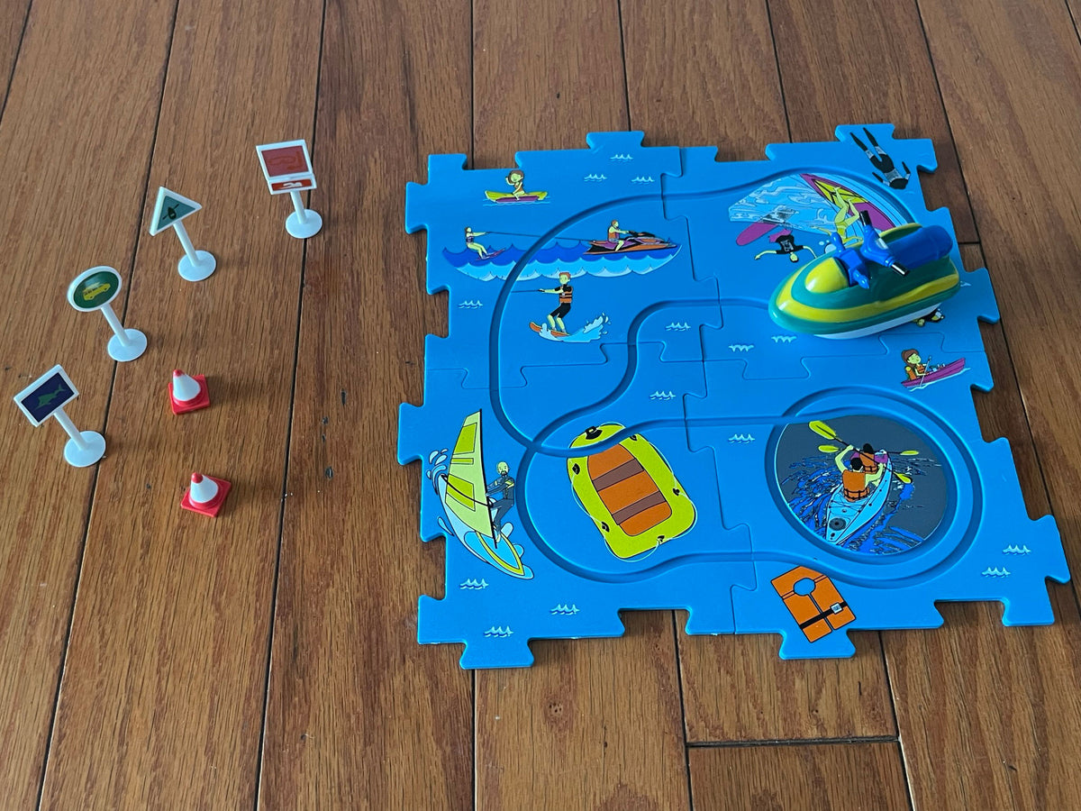 Track Play Set Jet Ski - Battery-Operated Toy Vehicle & Floor Puzzle Play Mat