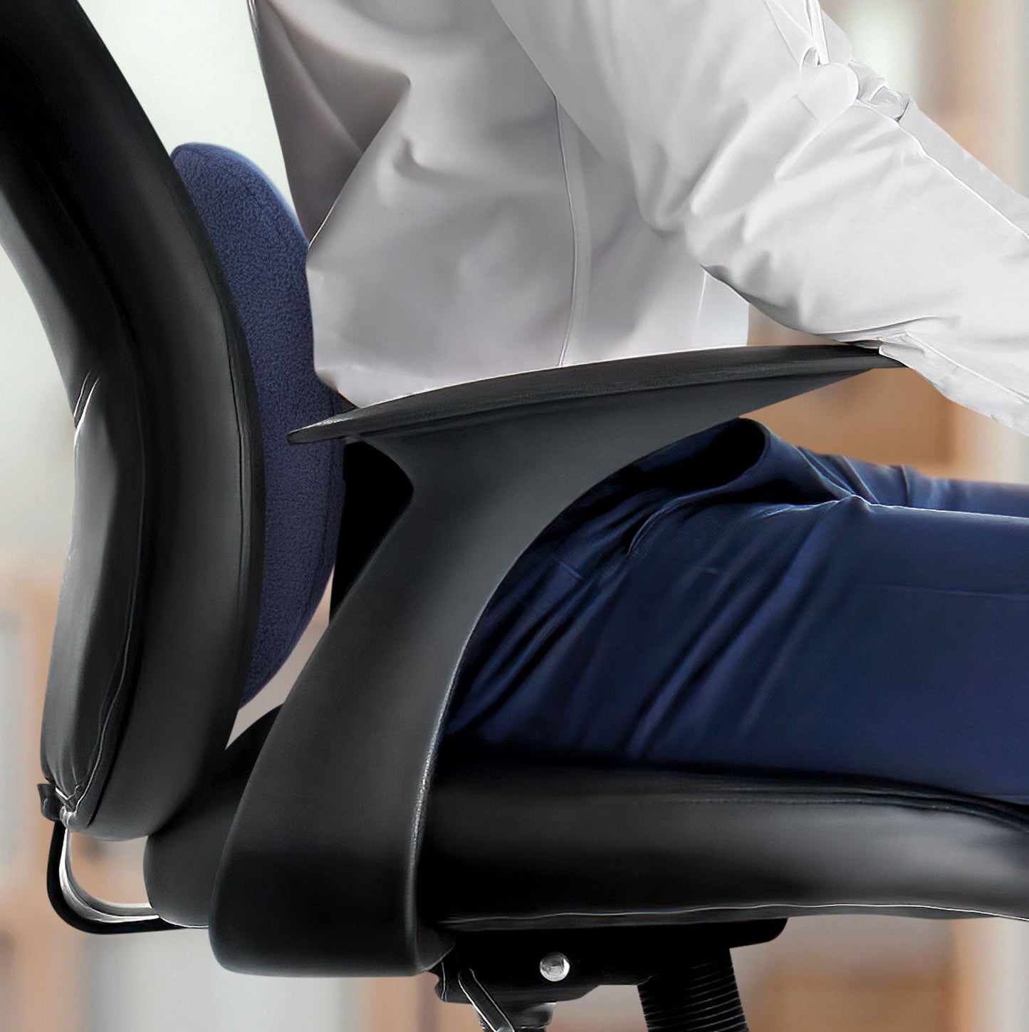 2-Speed Vibrating Neck & Back Pillow Cordless Chair Massager Battery Powered